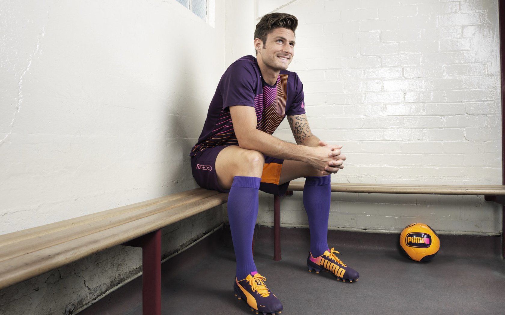 球队在半场调整中找到破解对手的方法，球队在半场调整中找到破解对手的方法是